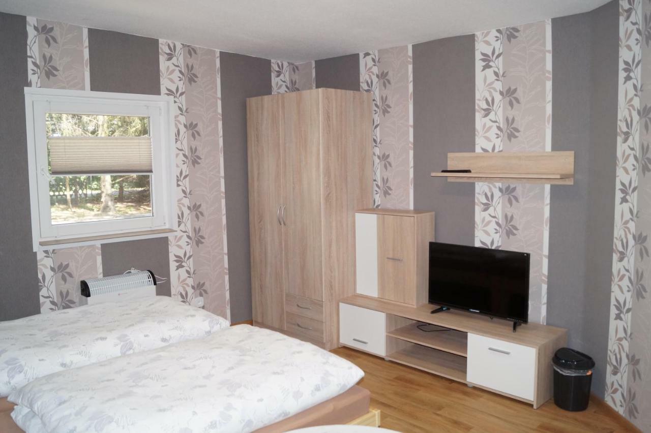 Ferienhaus Zum Jagdschlosschen Letschin 외부 사진